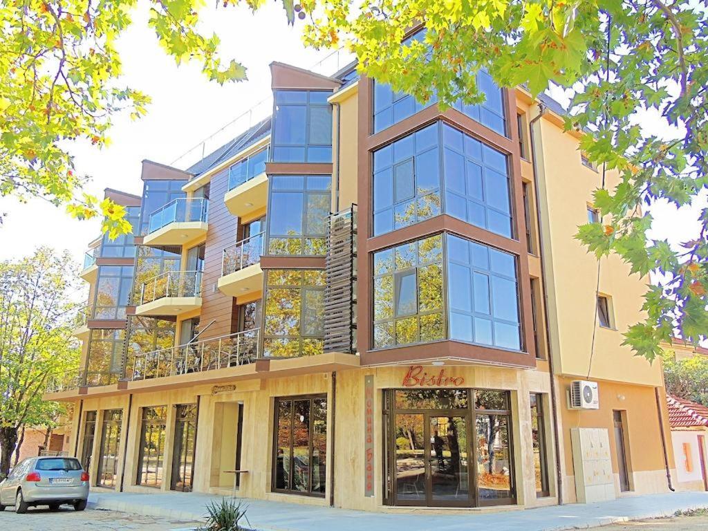 Fantasy Apartaments And Studios Avenue Комплекс Фантазия Хисаря Buitenkant foto
